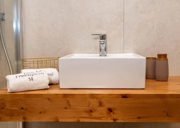 Romagnosi 14 3* Andria